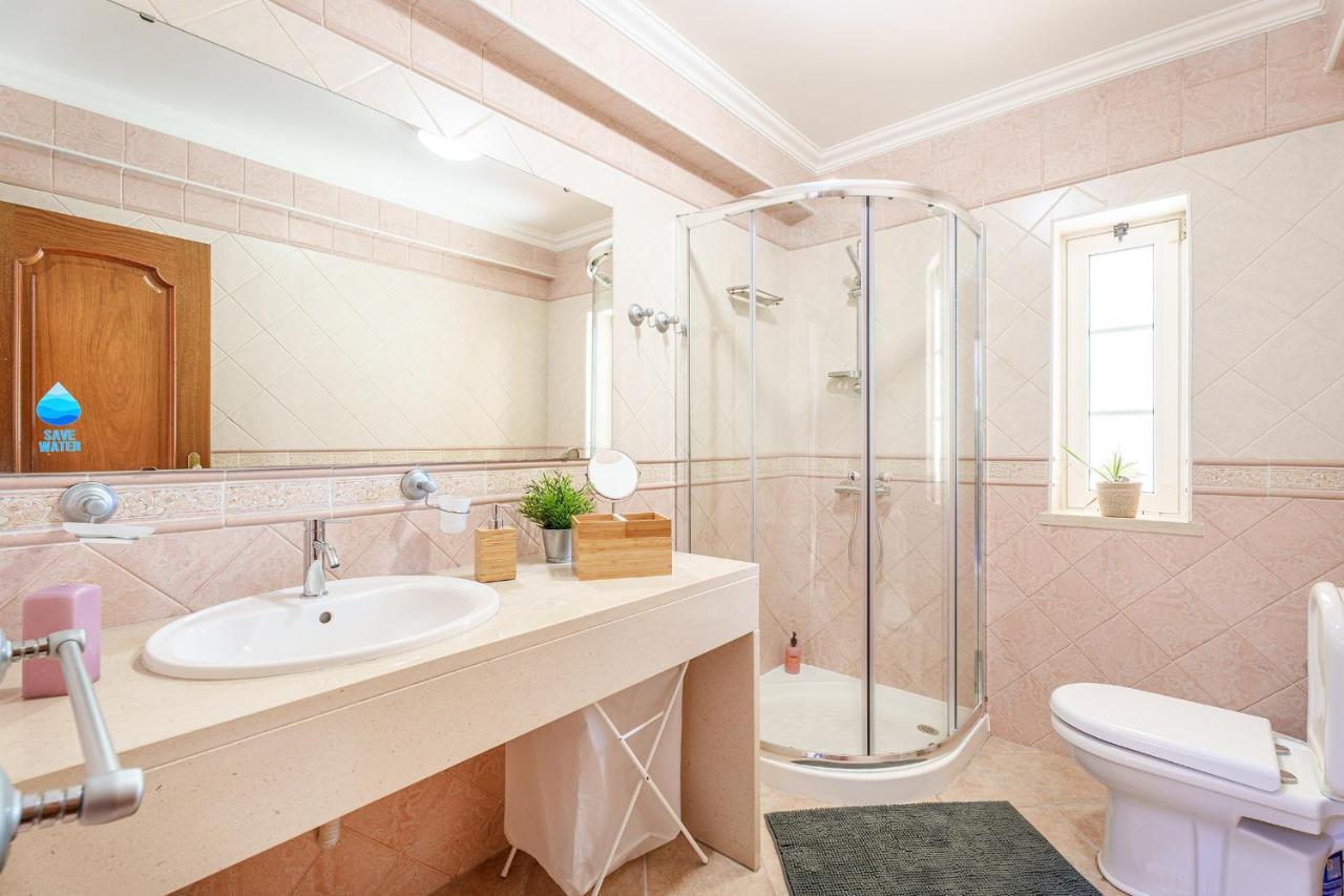 הוילה נאזרה Casa Da Encosta מראה חיצוני תמונה
